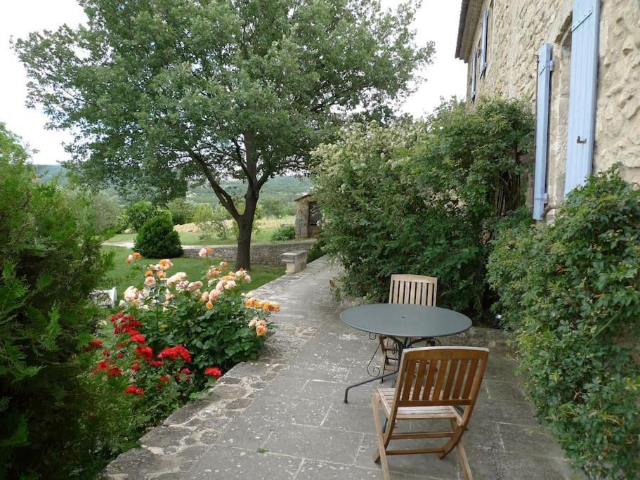 Le Lavoir Lacoste  Exterior photo